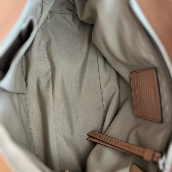 Coach Tan & Ivory Soho tote - Picture 4 of 6